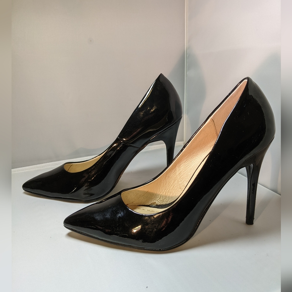 Size 8.5 Chinese Laundry Genuine Patent Leather sexy black stiletto pumps